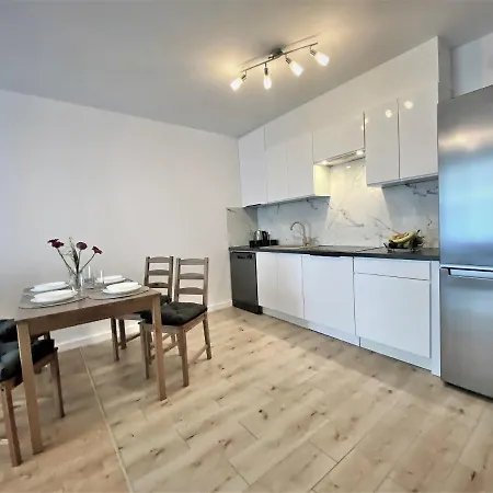 Nowy Vip Sea Gardens Przystan Letnica Morze Apartment *